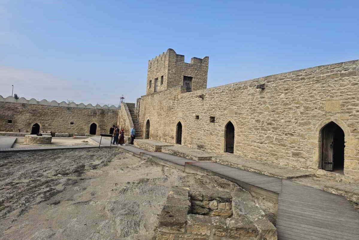 Gobustan & Absheron Tour — photo 6