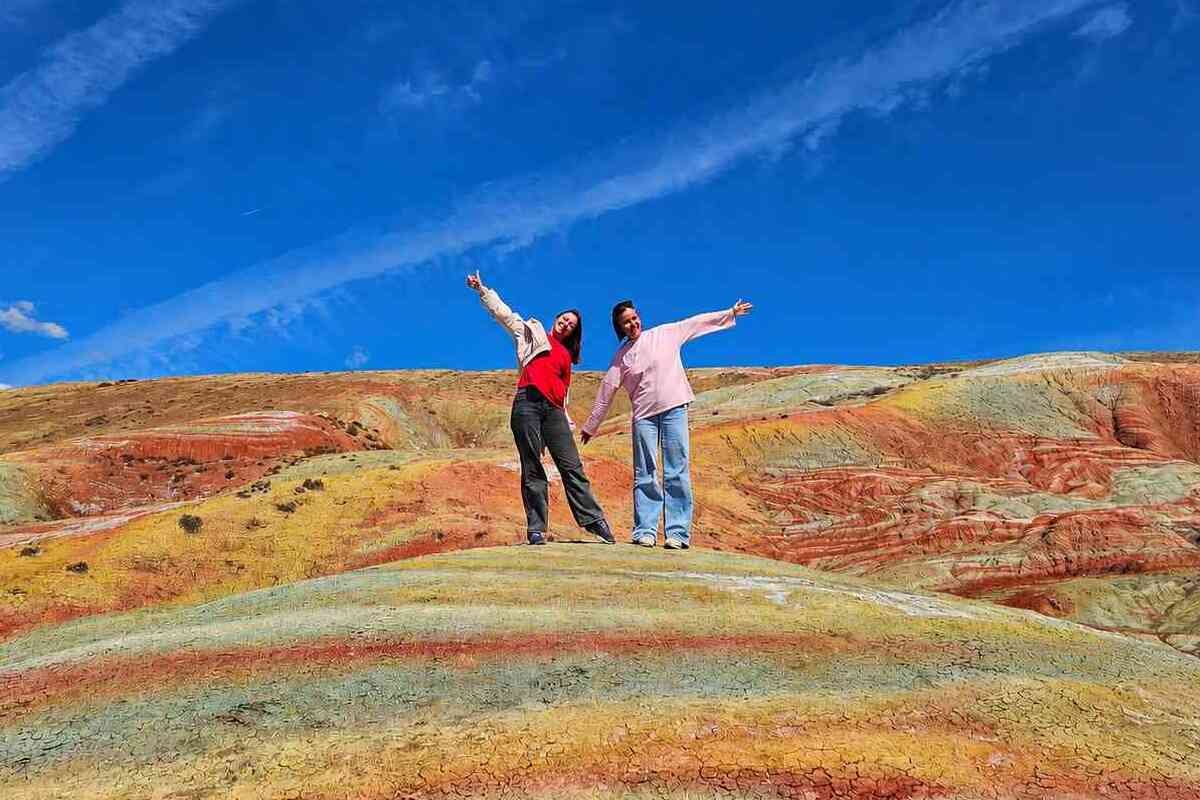 Shahdag, Guba & Khizi Day Tour from Baku: Pink Lake & Candy Cane Mountains