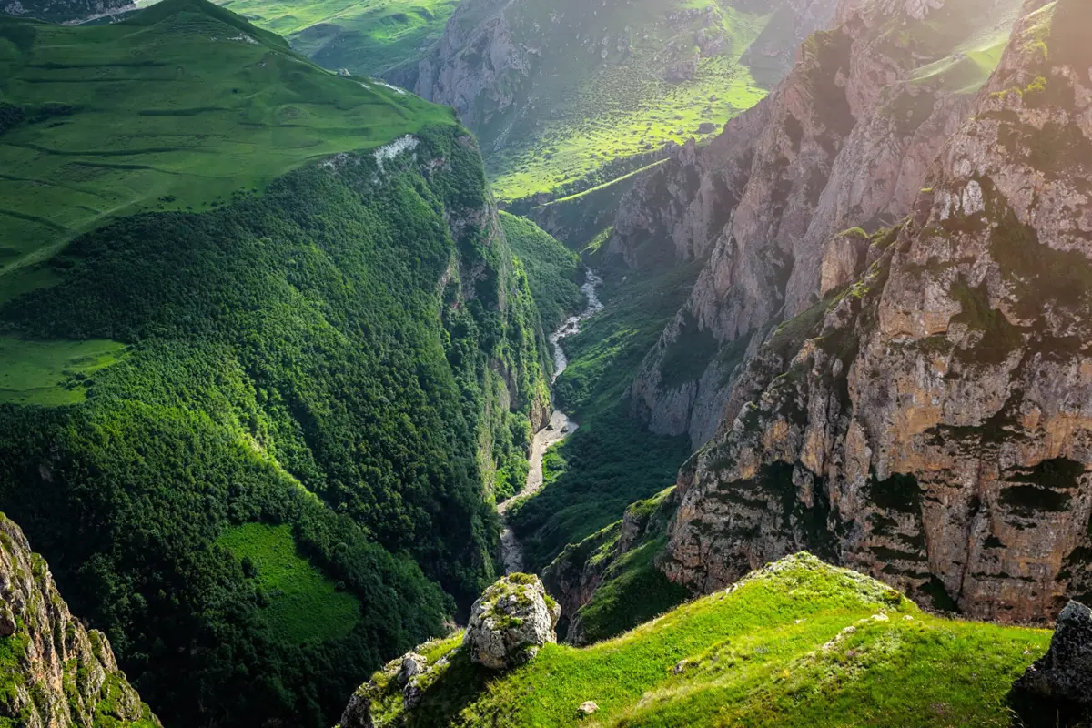 Guba & Khinalig Day Tour from Baku: Red Town & a Village in the Clouds — photo 4
