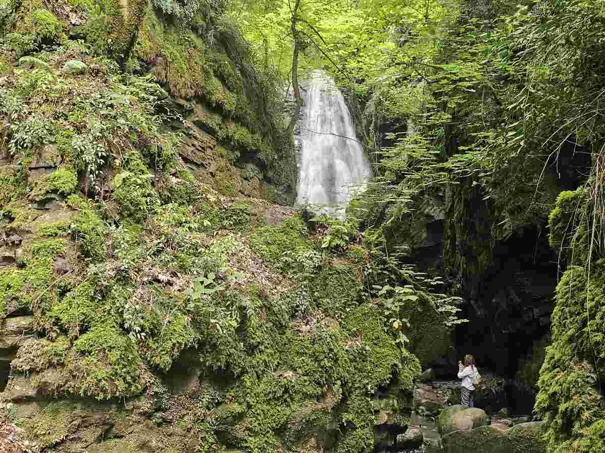 Lerik Waterfalls Tour from Baku: Galabin & Bibiyoni Falls — photo 5