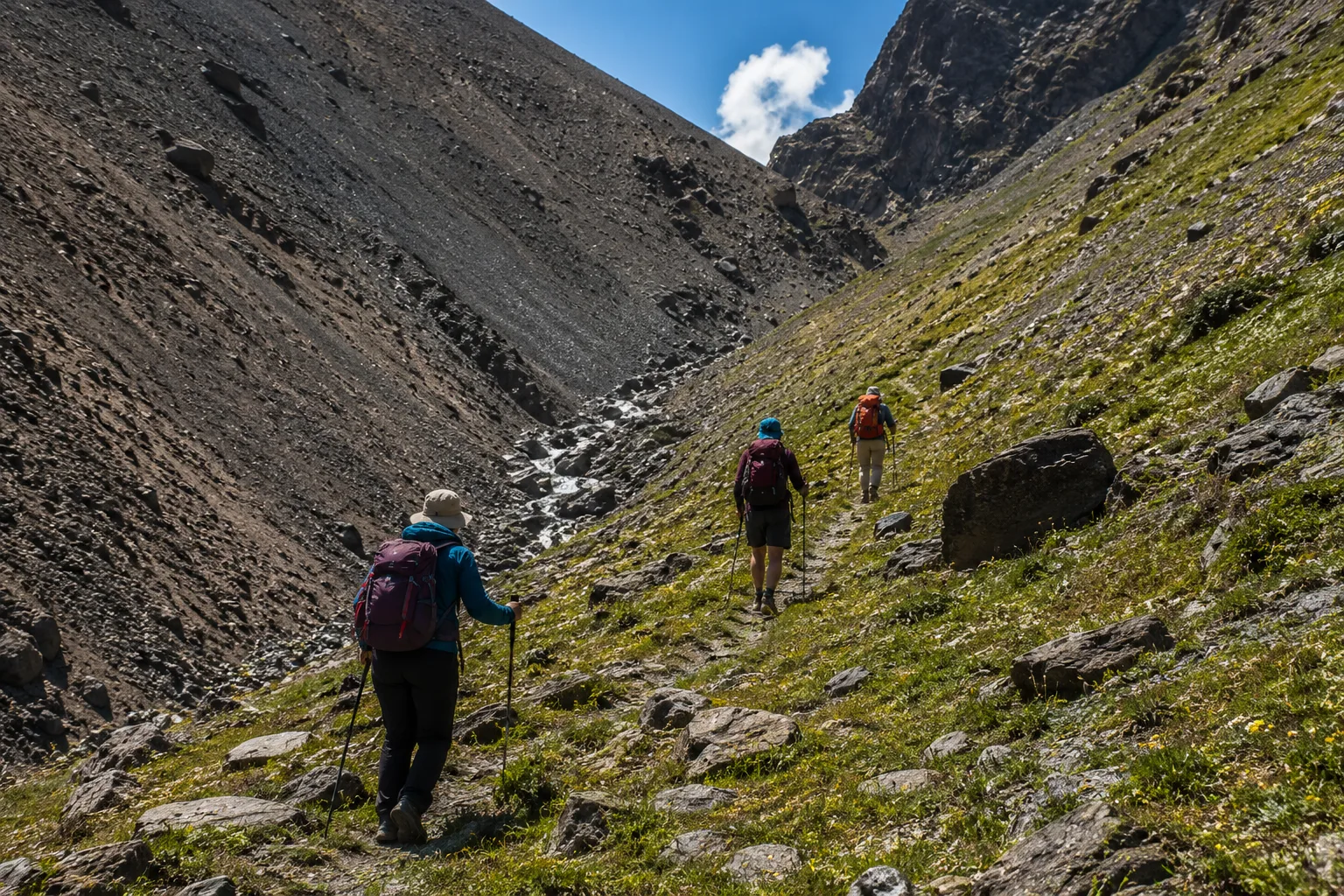 Bazarduzu 2-Day Tour from Baku: Summit Azerbaijan's Highest Peak (4,466 m) — photo 10