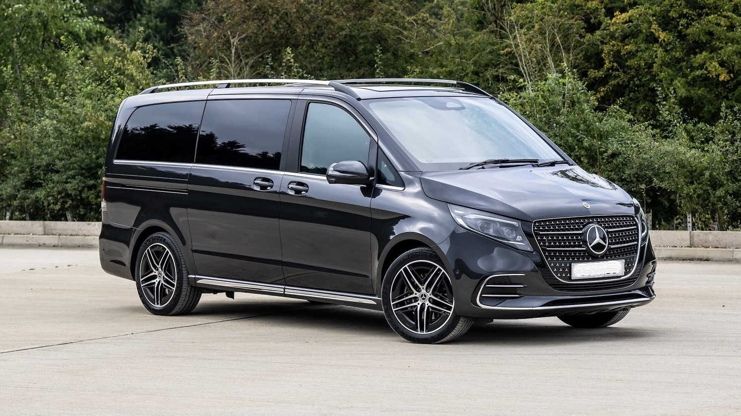 Mercedes-Benz Vito (7-Seater) — Minivan Transfer in Baku